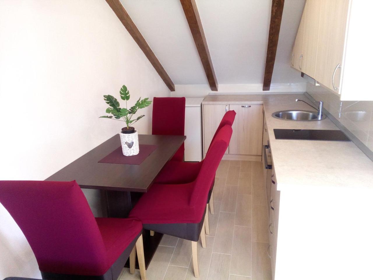 Holiday Apartments Maslina Paho Babino Polje Exterior foto